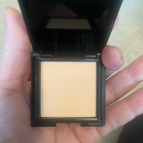 Ipsy five (5) piece neutral beauty bundle with Ipsy bag - Picture 4 of 11